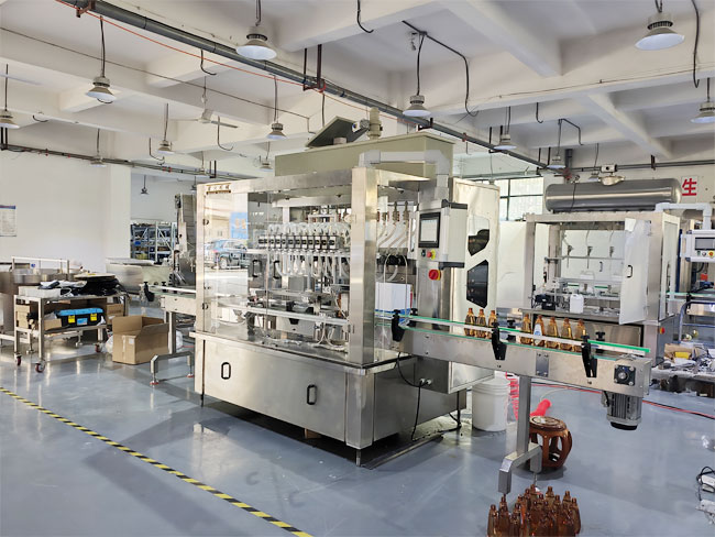 12头化工液体自动灌装机