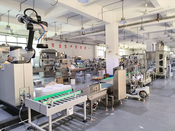 全自动液体称重灌装机生产厂家