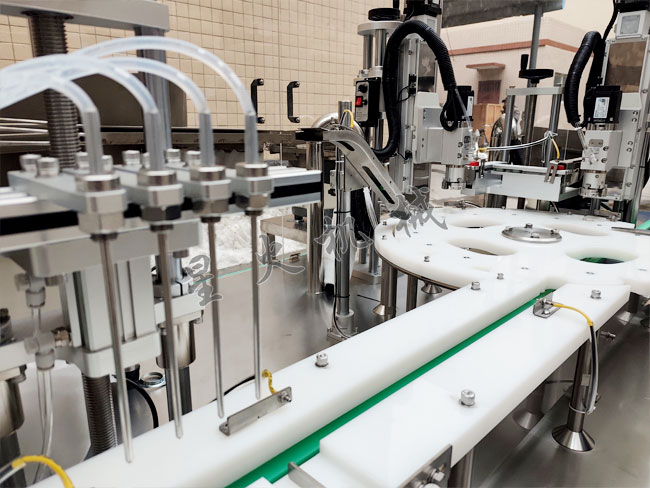 四川鼻腔喷剂灌装旋盖机细节实拍