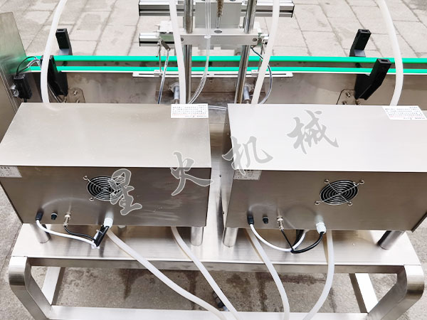 小型液体调料灌装机